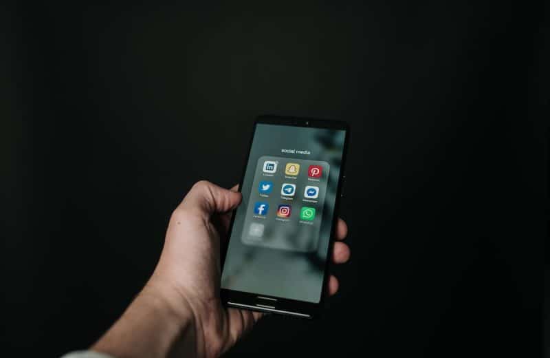 Optimiser le référencement de votre entreprise informatique grâce aux réseaux sociaux